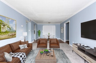 Building Photo - The Oaks at Summerview