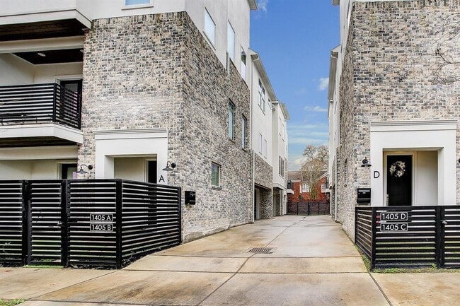 Building Photo - 1405 Indiana St