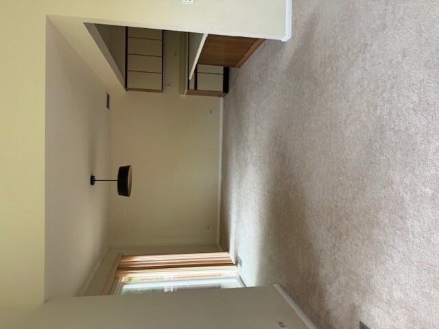 Building Photo - 600 Sturnbridge Ln