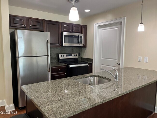 Building Photo - 74 Weibel Ave