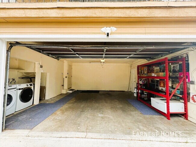 Building Photo - 4535 San Blas Ave