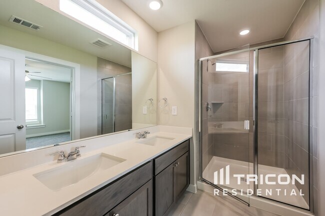 Building Photo - 206 Ledburn Ct