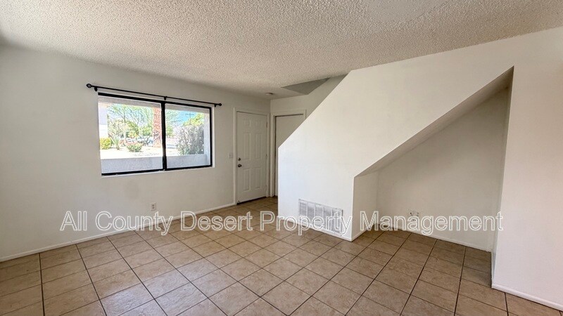 Building Photo - 32530 Canyon Vista Rd