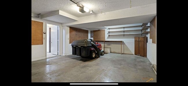 Building Photo - 3 Bedroom, 3 Bathroom Home for Rent
