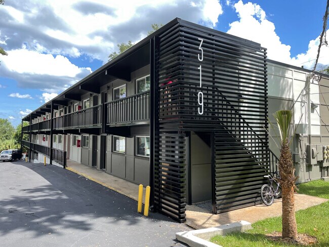 Building Photo - 385 Rent