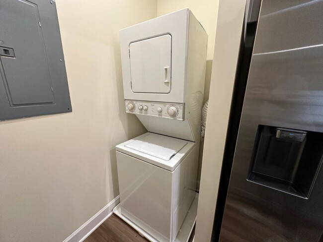 Building Photo - Lenox Village Condo!  Newly Renovated 2 Be...