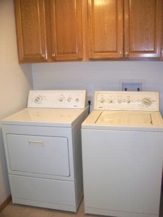 Laundry - 4290 Baywood Dr