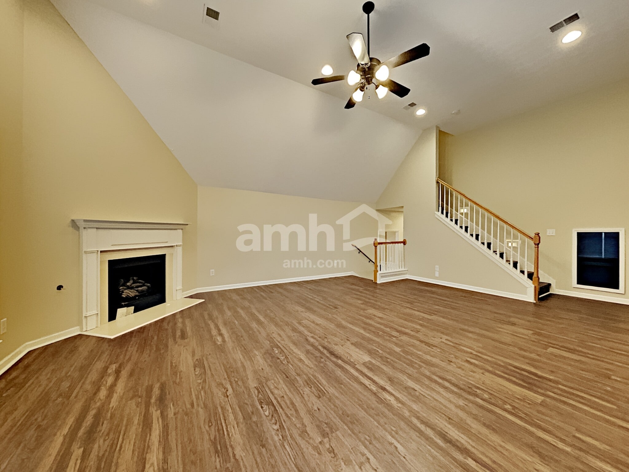 Building Photo - 1003 Notting Hill Dr