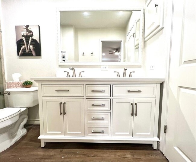 Building Photo - 8810 Mountain Path Cir