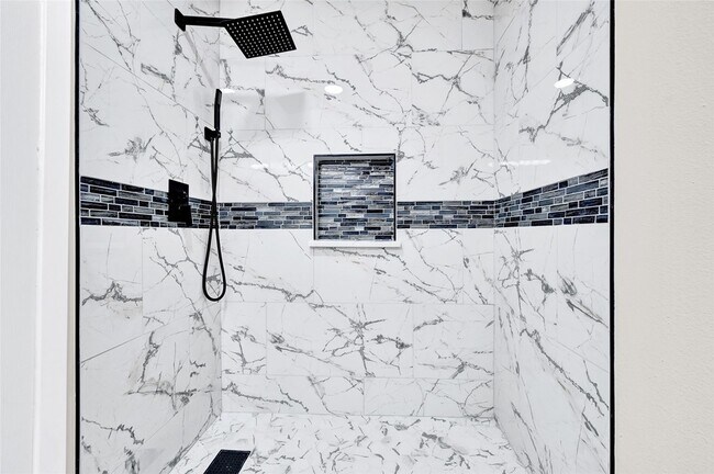 Building Photo - 9611 Camrose Ct