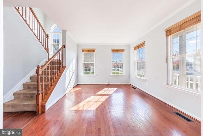 Building Photo - 9402 Pep Rally Ln