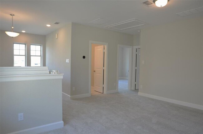 Building Photo - 23834 Pullin Market Dr