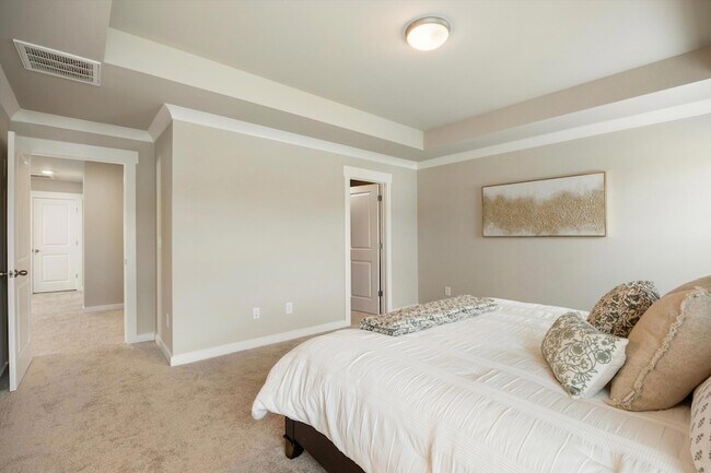 Building Photo - 2117 Firelight Wy