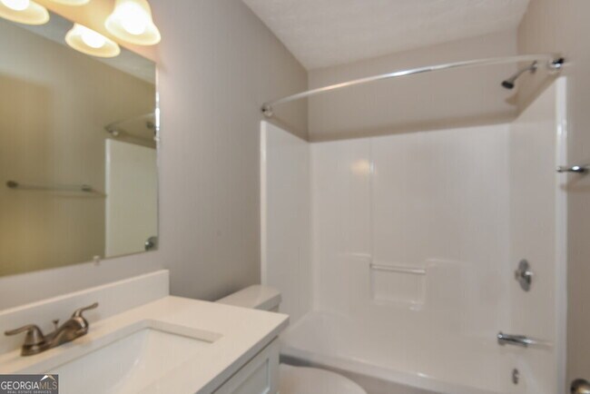 Building Photo - 4949 Lake Park Ln