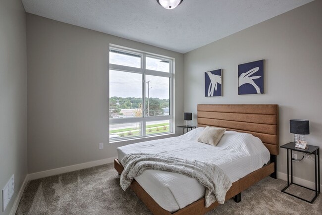 Building Photo - Modern 3BR Retreat | Penthouse + Skyline Views - Fully Furnished Option