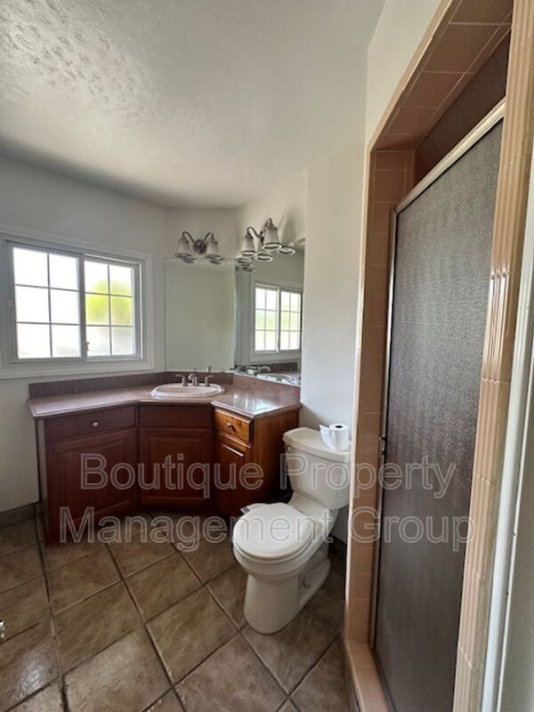 Building Photo - 12551 Bubbling Well Rd