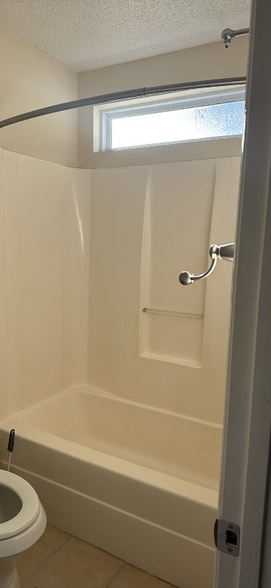 Building Photo - 7337 Leghorn St