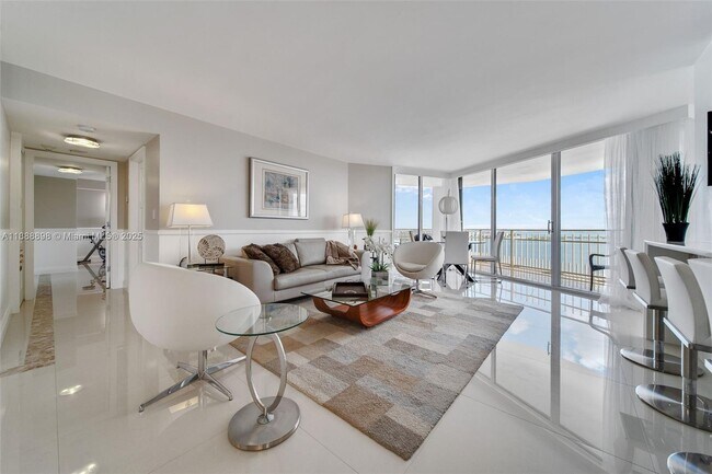 Building Photo - 4000 Towerside Terrace