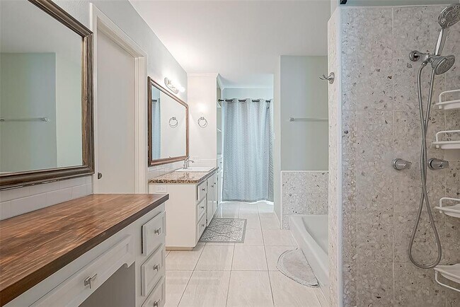 Building Photo - 10919 Villa Lea Ln