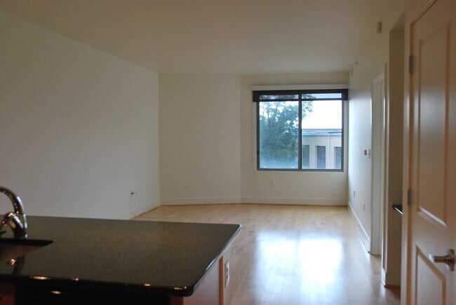 Building Photo - 4101 Albemarle St NW
