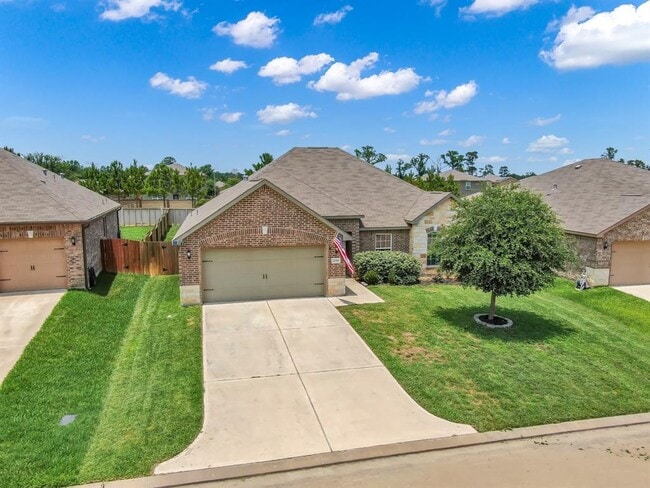 Building Photo - 22510 Red Sparrow Dr