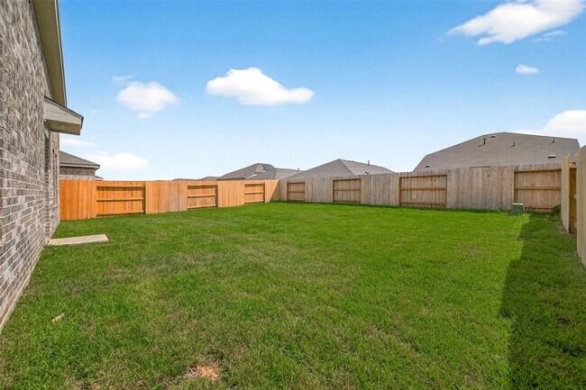 Building Photo - 29023 Grazing Plns Ln