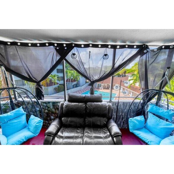 Building Photo - 8205 SW 152nd Ave