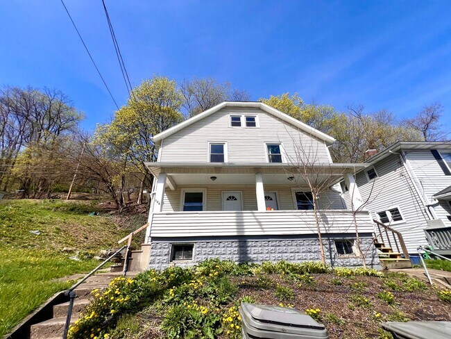 Building Photo - 504/506 Ninth Street