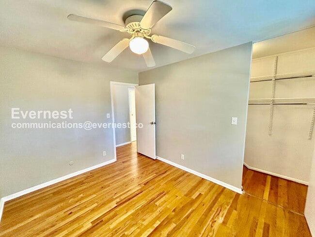 Building Photo - 3 Bed, 2.5 Bath Home with Fenced Yard & Garage / Pet-Friendly / Coming Soon!