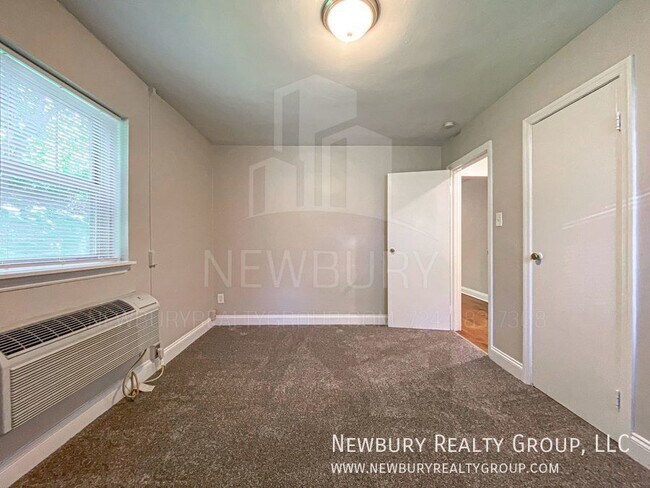 Building Photo - 309 San Juan Dr