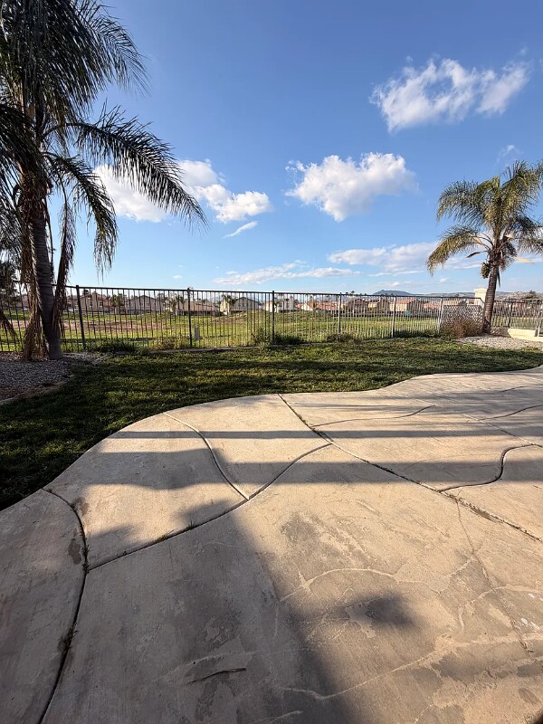 Building Photo - 15309 La Palma Way