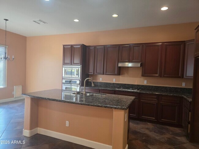 Building Photo - 2771 E Wisteria Dr