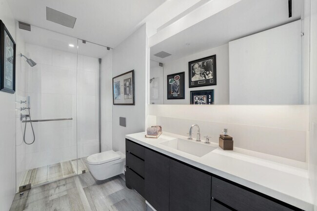 Building Photo - 9001 Collins Ave