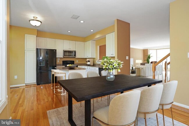 Building Photo - 2243 Journet Dr