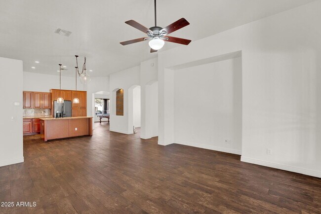 Building Photo - 7431 E Norwood St