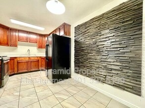 Building Photo - 1433 S 430 W