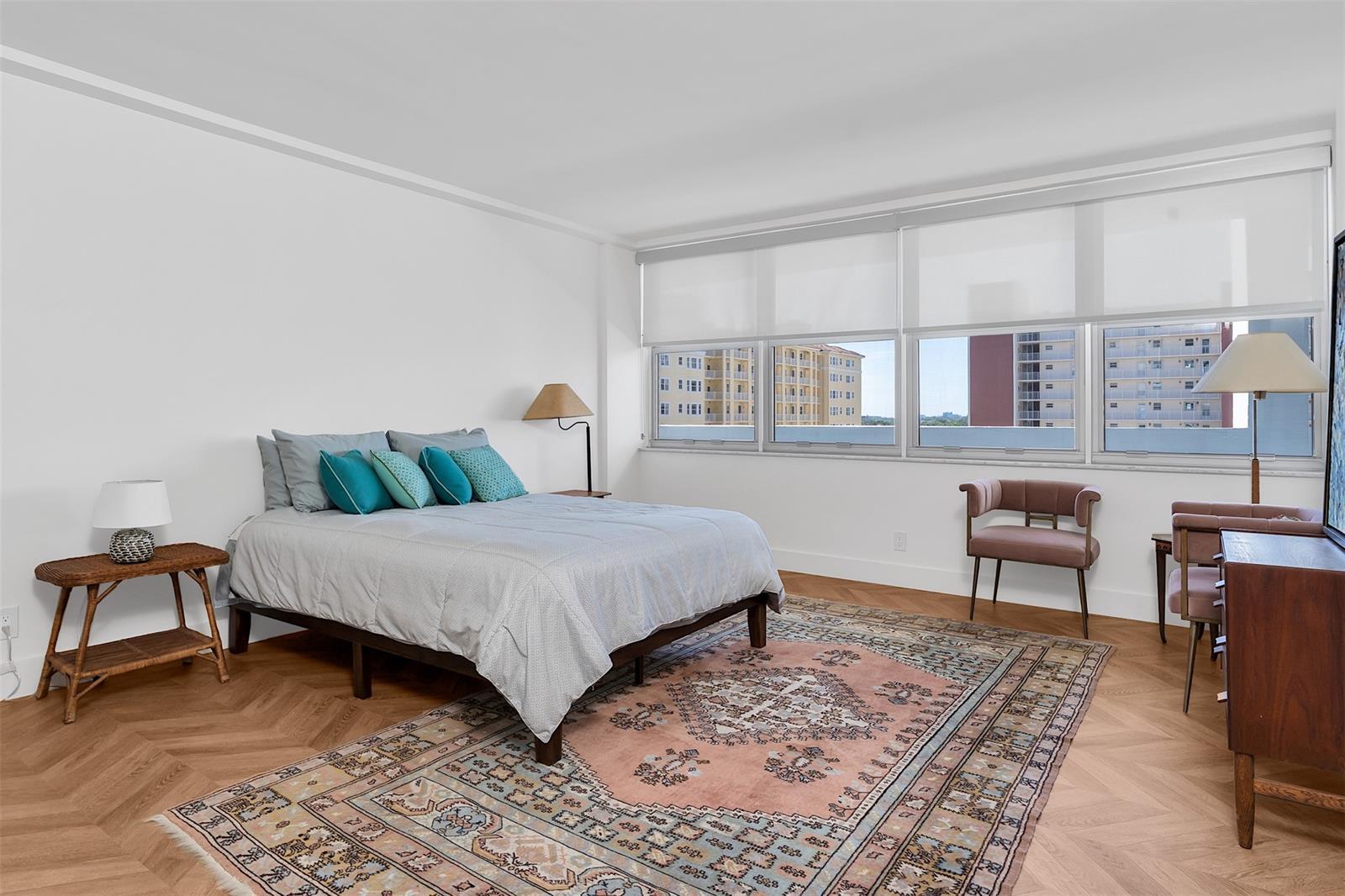 Building Photo - 1390 S Ocean Blvd