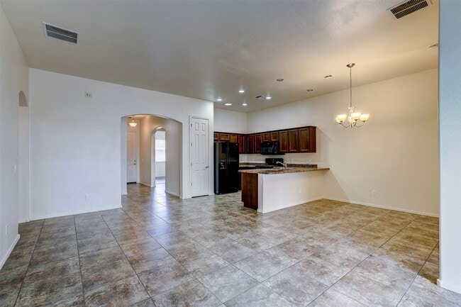 Building Photo - 3 bedroom, 2 bathroom Townhome in Granville