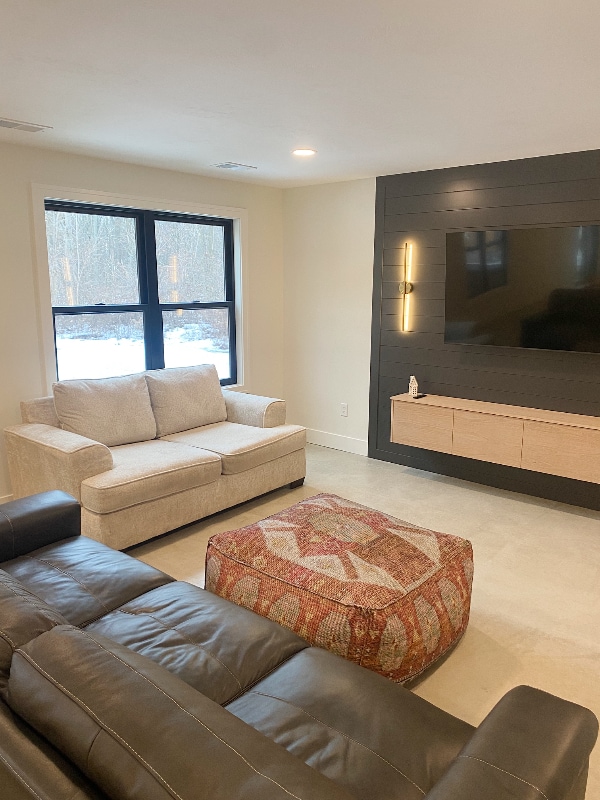 Building Photo - 7277 Yellowstone Dr