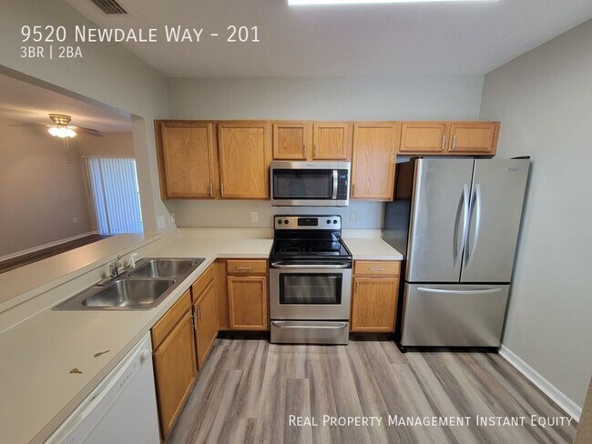 Building Photo - 9520 Newdale Way