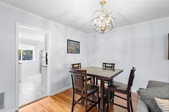 Building Photo - 48 Randall Ave