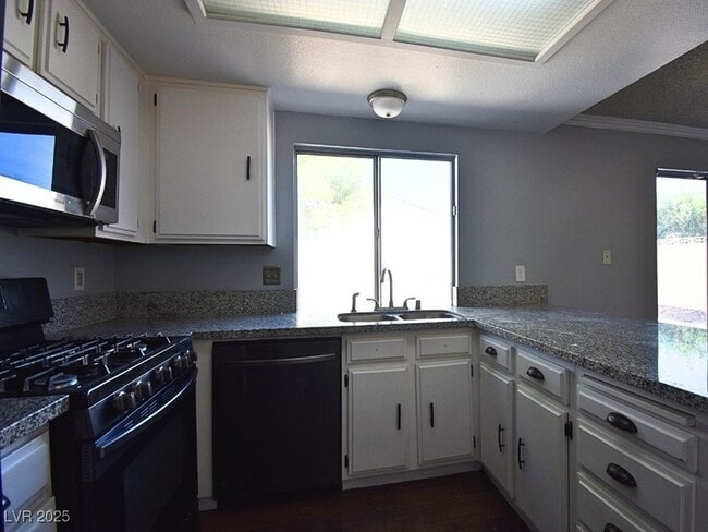 Building Photo - 1536 Unionville Ln