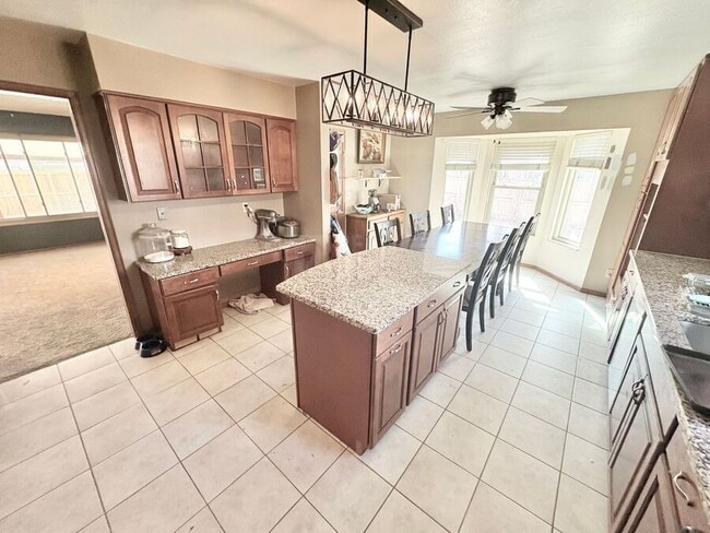 Building Photo - 12198 E Vassar Dr