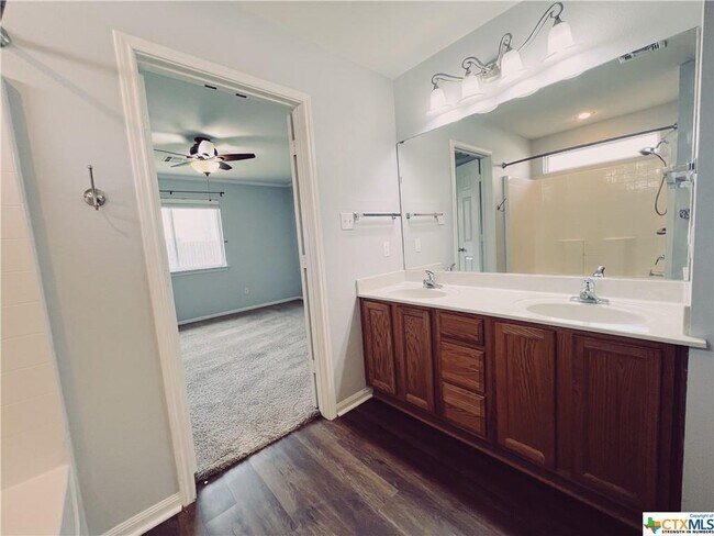 Building Photo - 7720 Honeysuckle