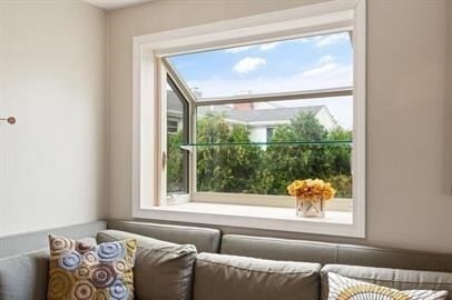 Building Photo - 13 Circuit Ln