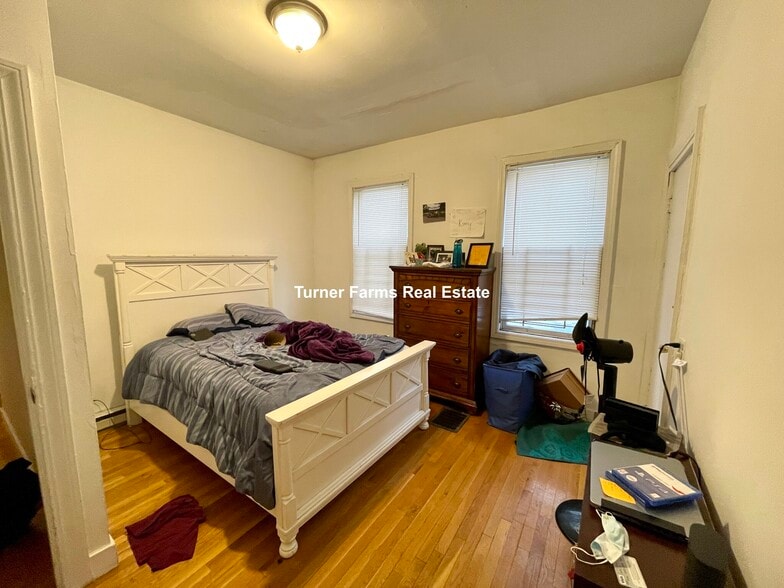 Building Photo - 530 Cambridge St