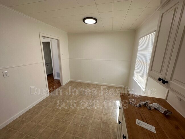 Building Photo - 2513 41st St