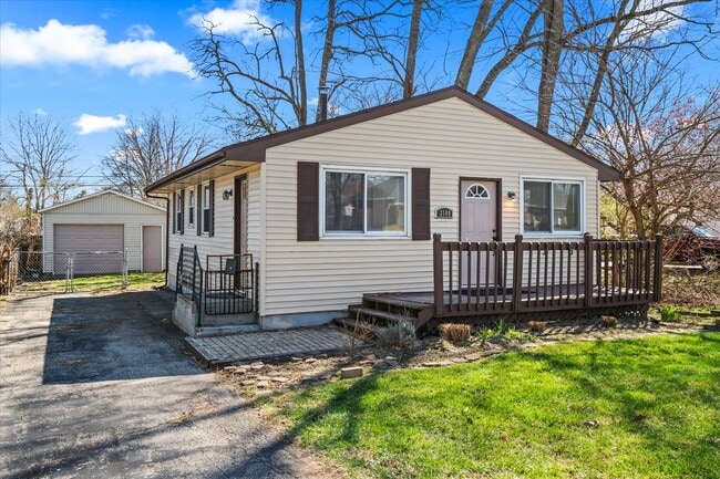 Primary Photo - Mohican Ave