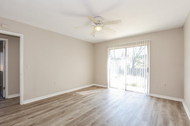 Building Photo - 16419 Spruce Leaf St
