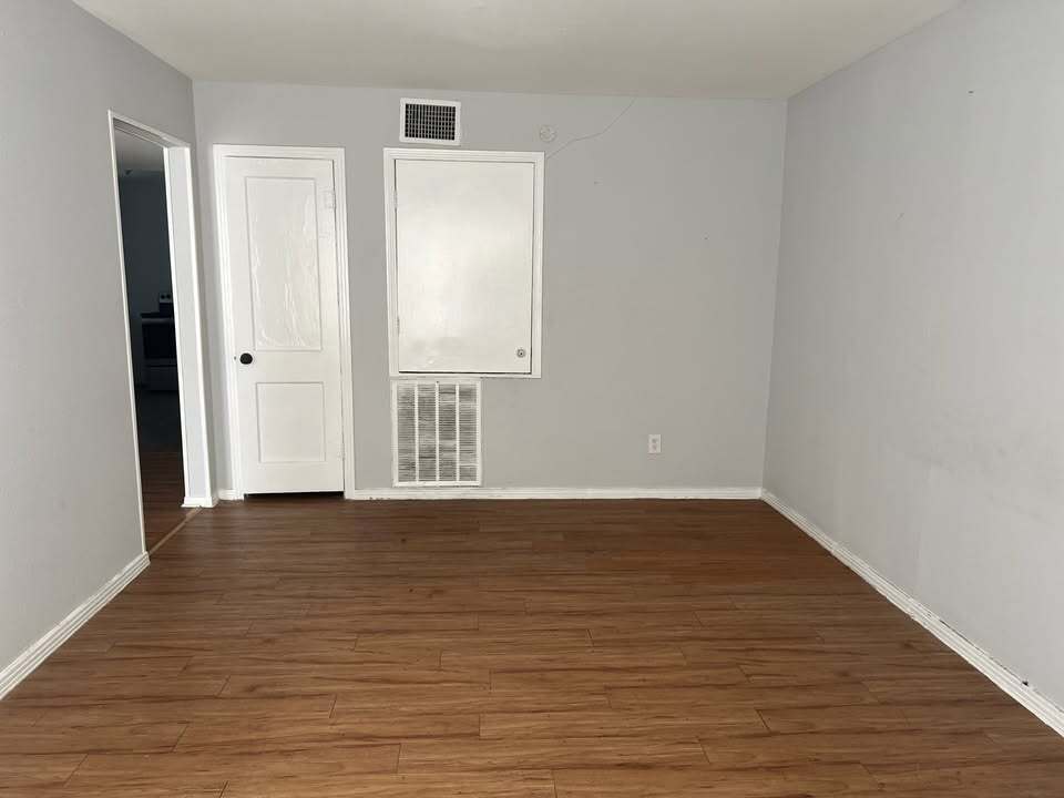 Building Photo - 2811 Rosedale St